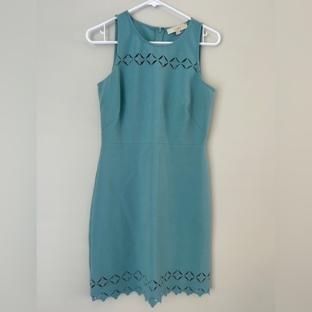 Loft Elegant‎ Blue dress with Cutout Design